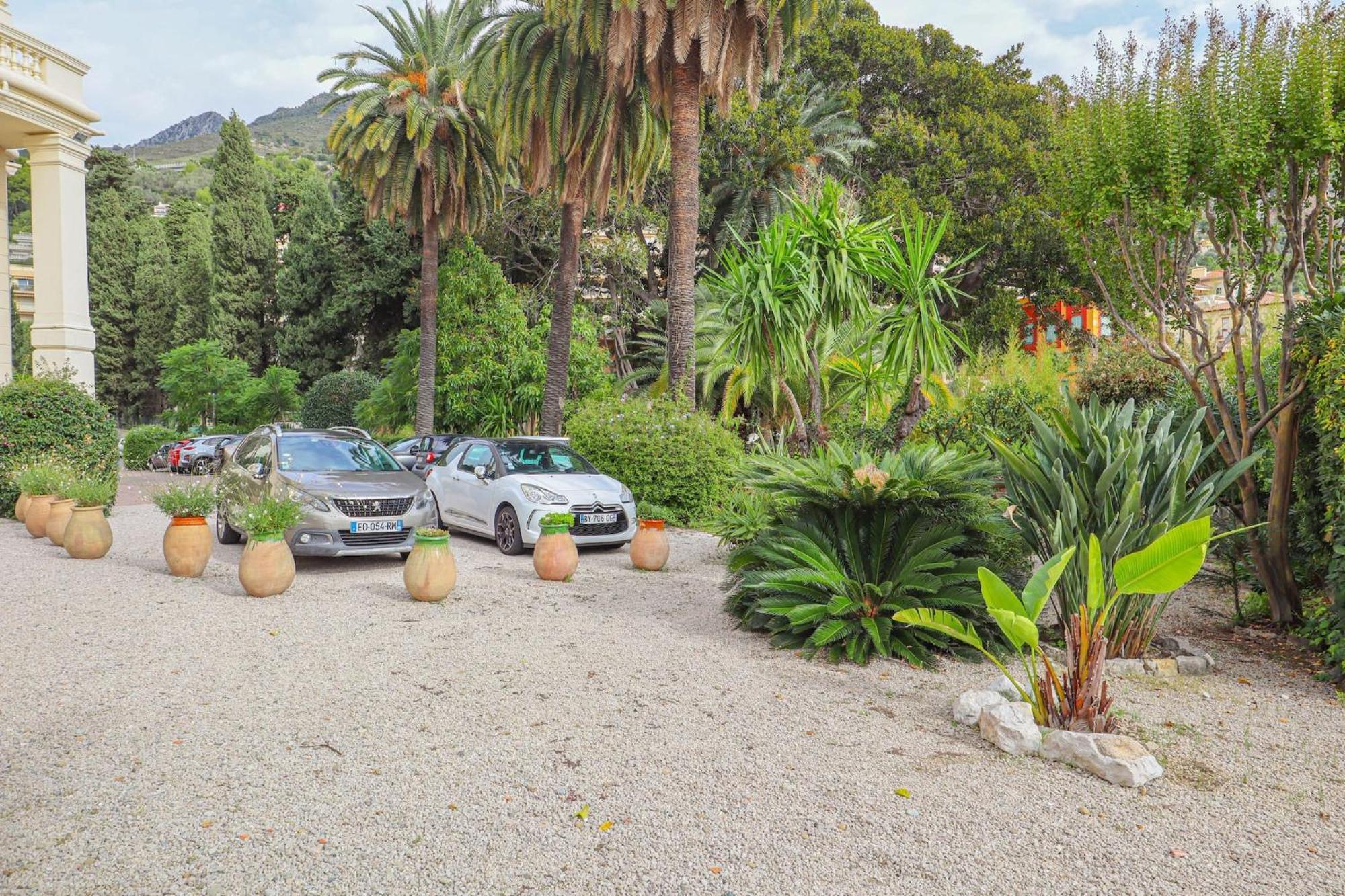 "Le Garavan Palace" Idyllique, Proche Gare Et Plage Menton Eksteriør bilde